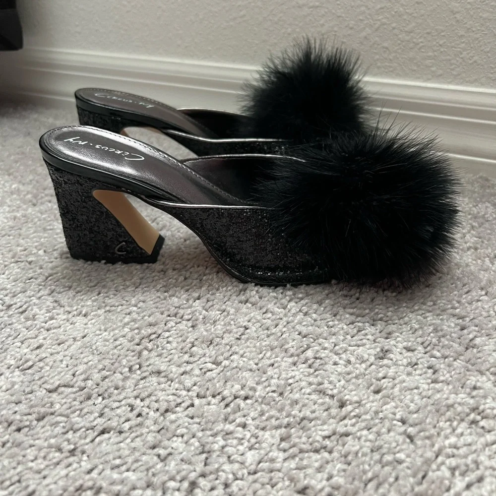 EUC Sam Edelman Black Pom-Pom Sequin Heels - Picture 3 of 10